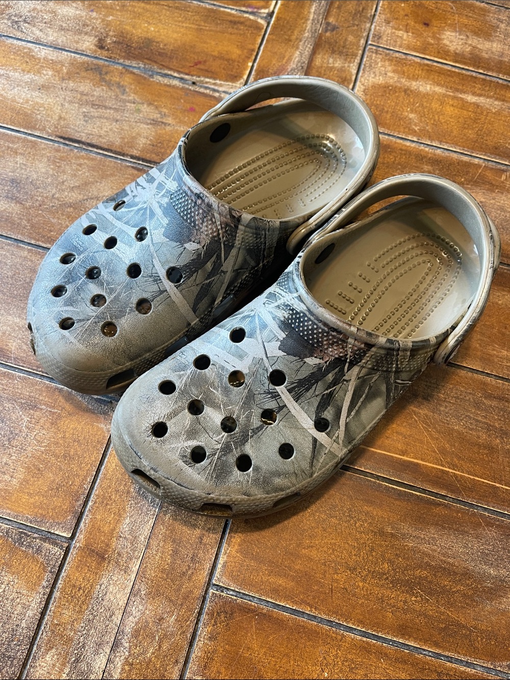 Men’s green Grey Camo Slip-On Comfort Shoes